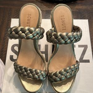 SCHUTZ Metallic wash braided wedges. Size 9.